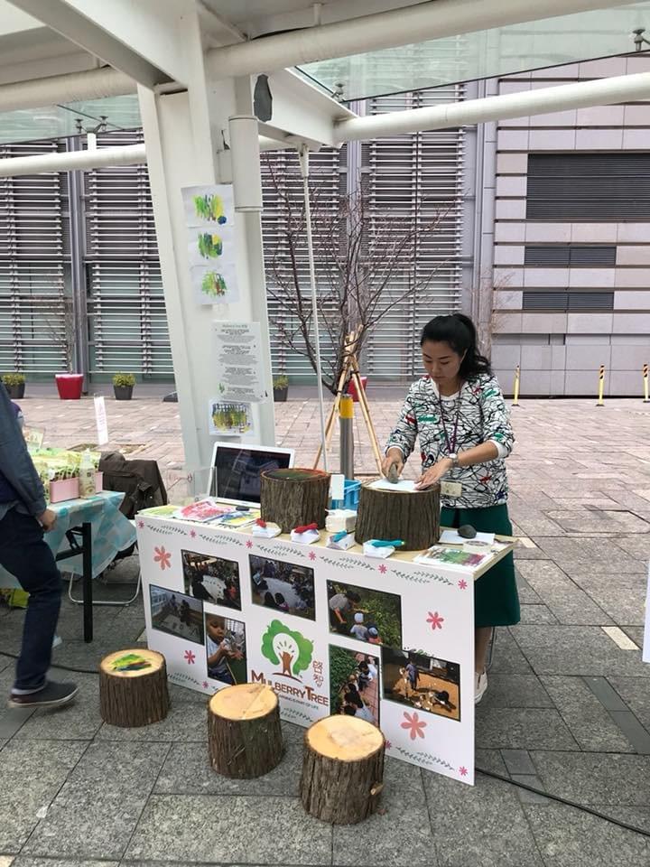 Mulberry Tree founder and director preparing our gorgeous crafts, painting, and print making booth at U-Hearts Charitable Event Mulberry Tree founder and director preparing our gorgeous crafts, painting, and print making booth at U-Hearts Charitable Event