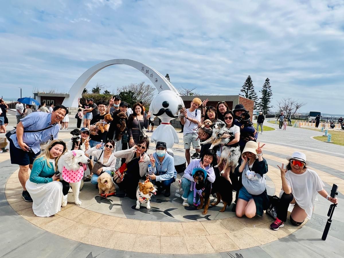 澎湖吃好玩好!台版馬爾地夫.龍蝦島抓龍蝦.寓教於樂種珊瑚.網美秘境石滬.豪華海鮮餐4日