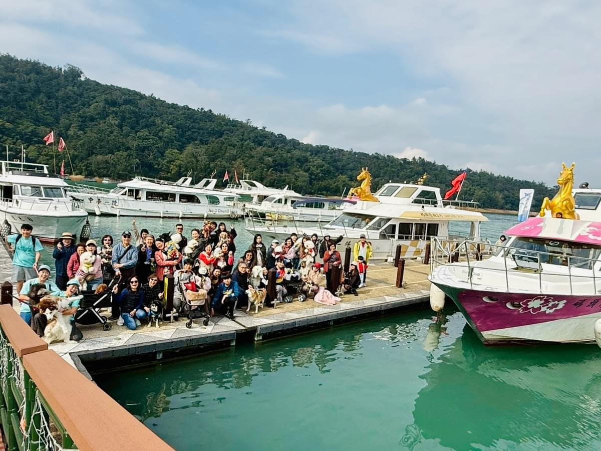慢遊最美日月潭!季節限定七彩金針花.超人氣阿爸食堂.水豚君享日啡啡.力麗哲園飯店2日