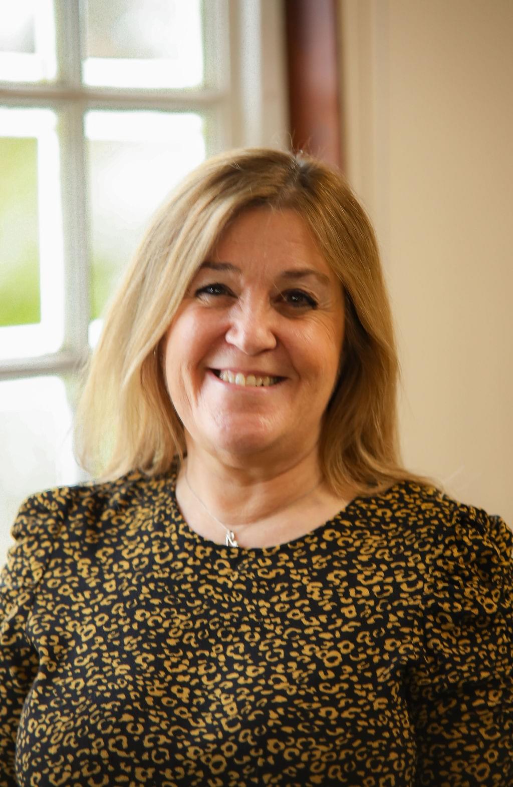 Sian Hajba. Outlook Care. Director of Finance & Corporate Services Sian Hajba. Outlook Care. Director of Finance & Corporate Services