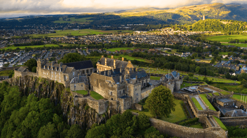 One-day sightseeing tour in Scotland One-day sightseeing tour in Scotland