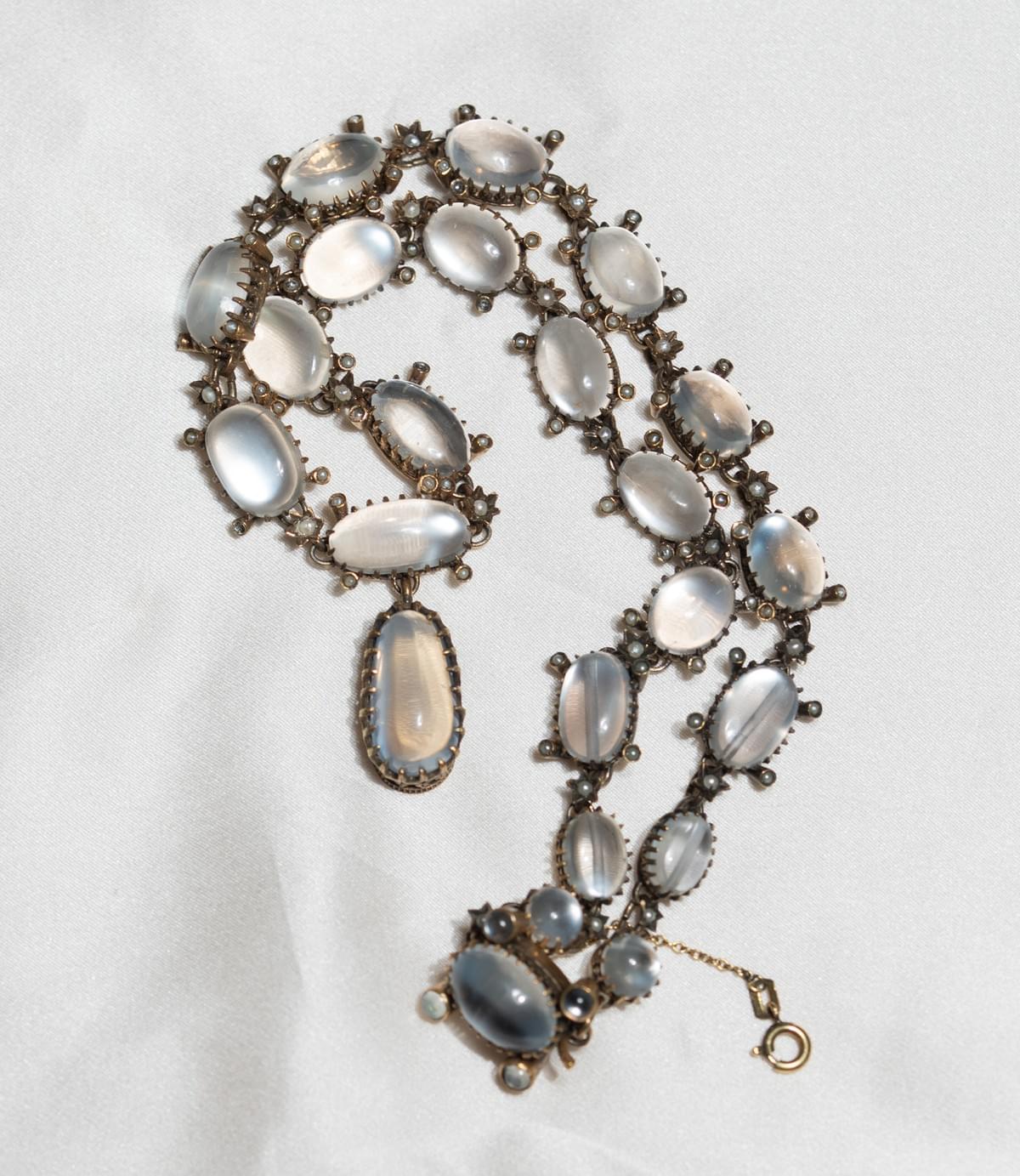 Moonstone and pearl necklace