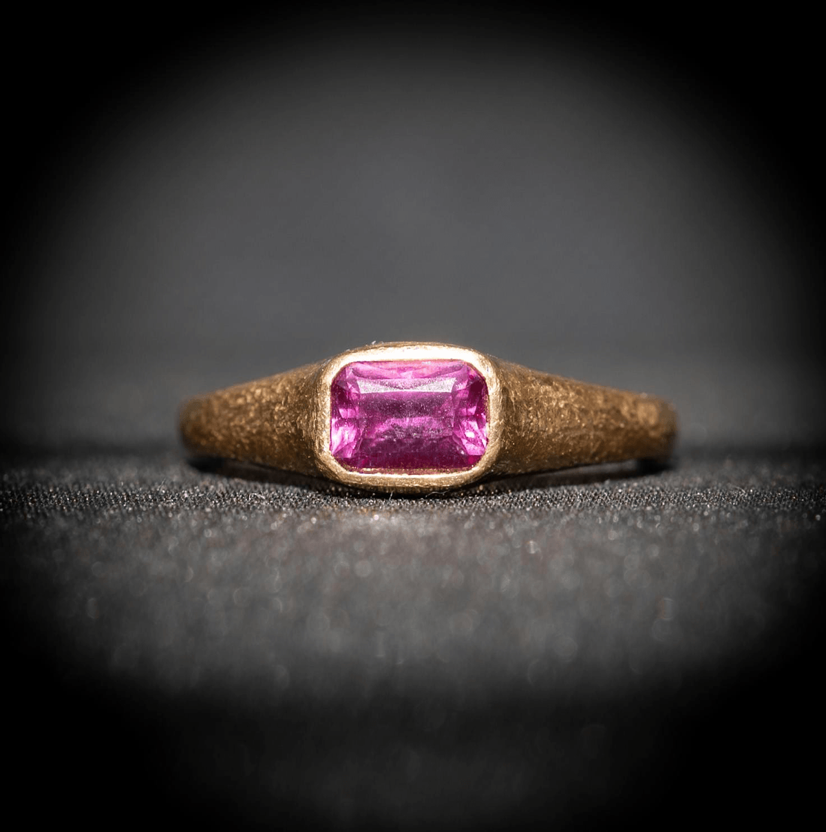 Hand Hammered 18kt Yellow Gold Ring with Unheated Pink Sapphire