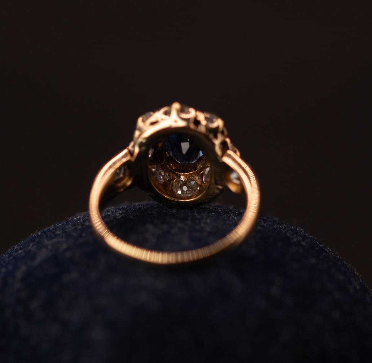 Sapphire and diamond cluster ring