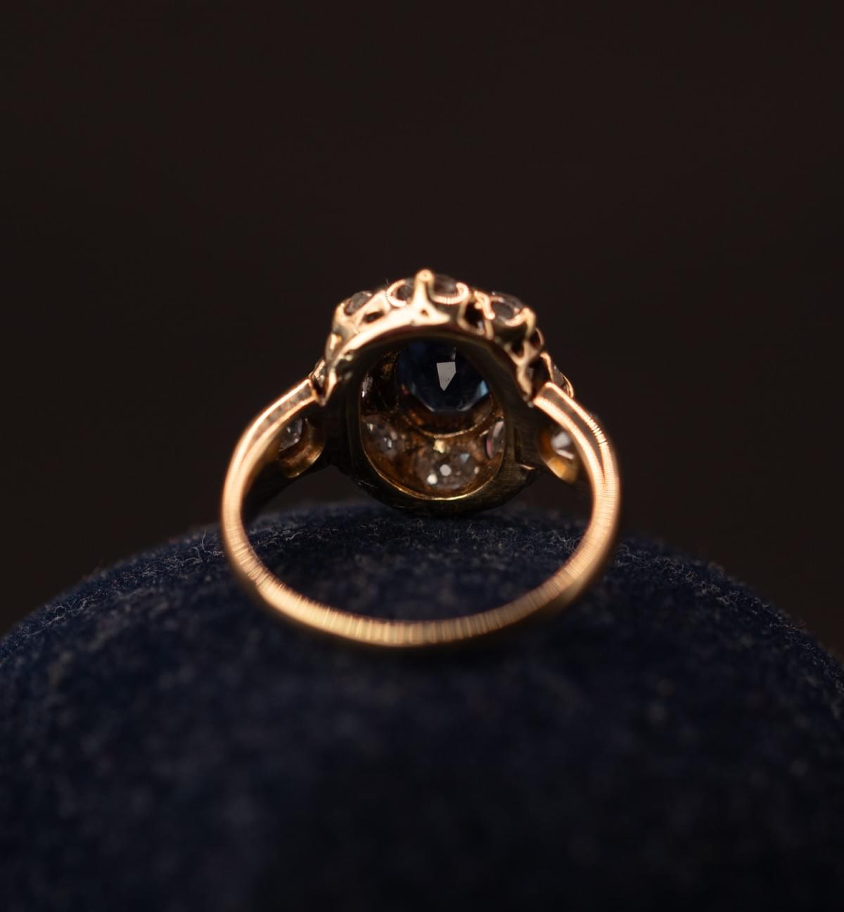 Sapphire and diamond cluster ring