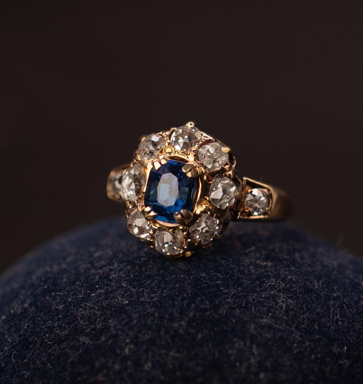 Sapphire and diamond cluster ring