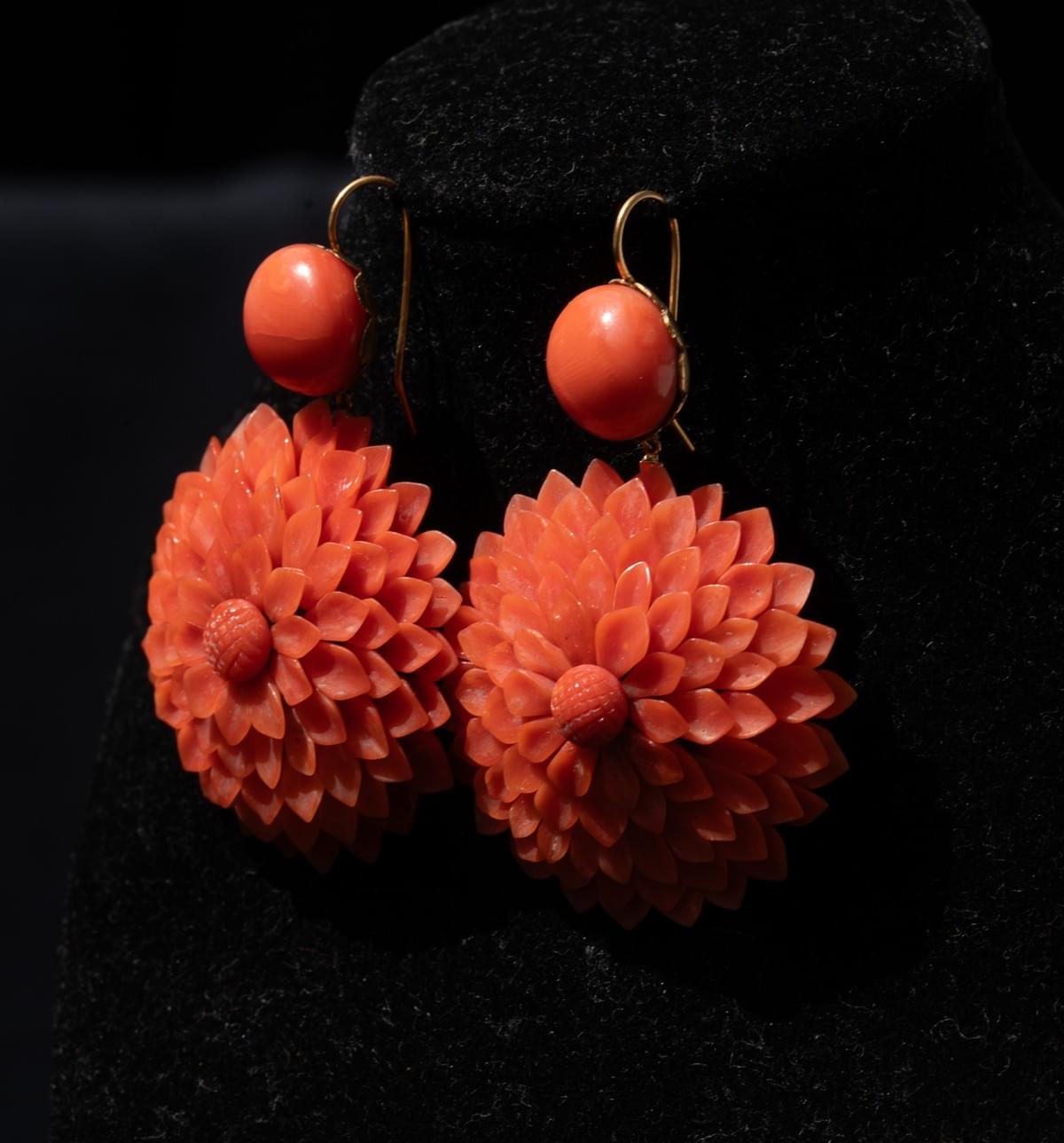 Antique Victorian Carved Coral Chrysanthemum Earrings — Torre del Greco, circa 1860–1880