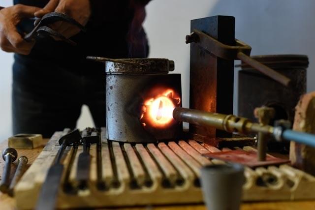 Heating metal Heating metal