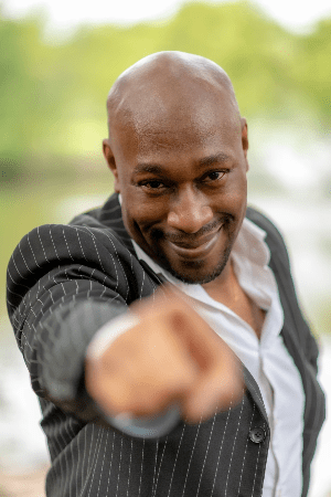 Trouver l'Amour Sans Sacrifier sa Carrière : Le Guide pour la Femme Entrepreneure Trouver l'Amour Sans Sacrifier sa Carrière : Le Guide pour la Femme Entrepreneure