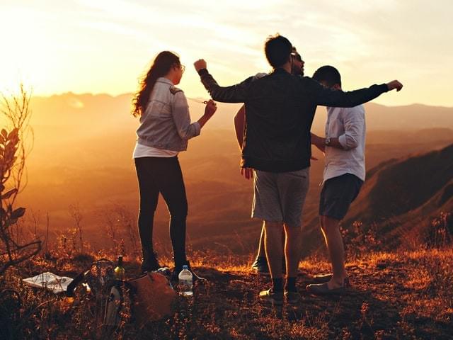 Difference between relationship and friendship Difference between relationship and friendship