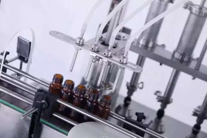 Liquid Filling Machine Liquid Filling Machine