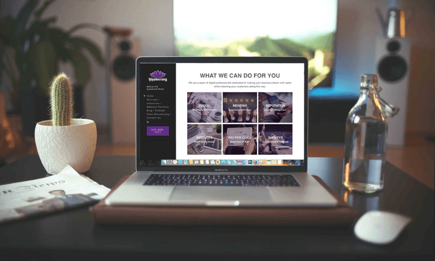 Un sitio web sorprendente en una computadora portátil Un sitio web sorprendente en una computadora portátil
