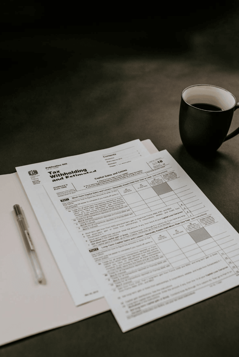 Considerações legais e financeiras Considerações legais e financeiras