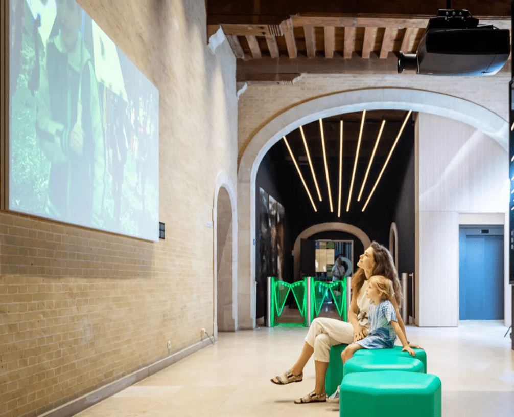 barco projector barco projector