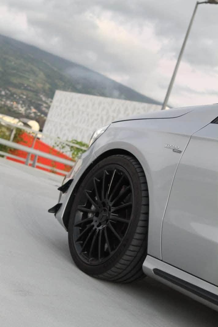 MERCEDES-BENZ A45 AMG 4MATIC FULL OPTIONS