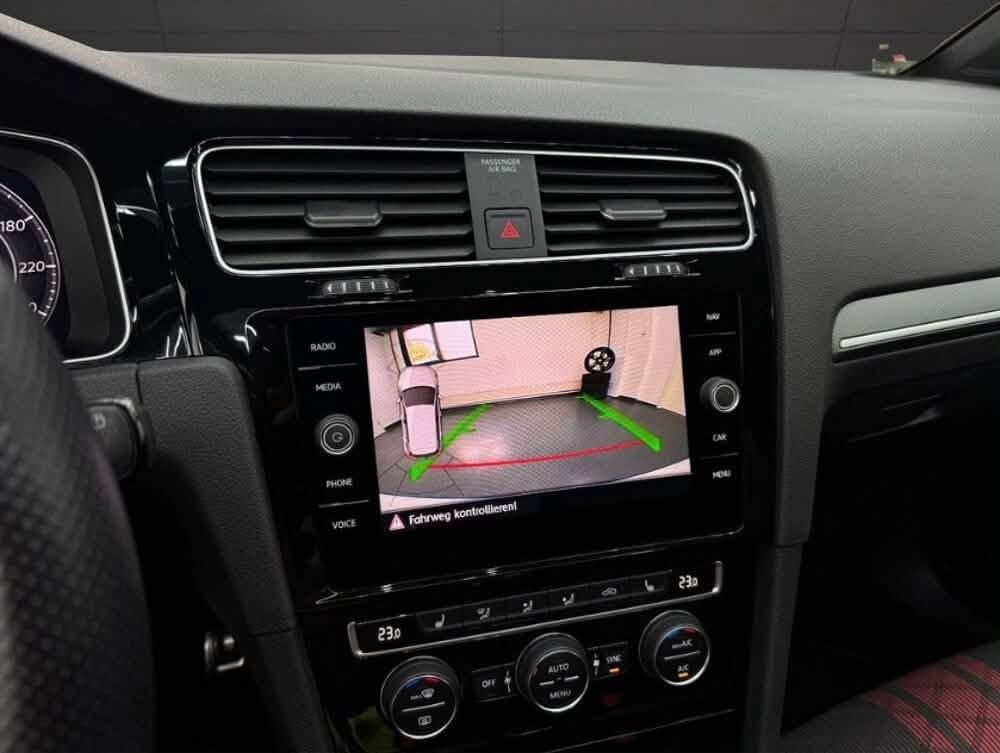 VOLKSWAGEN GOLF 7 GTI TCR – 290 CH