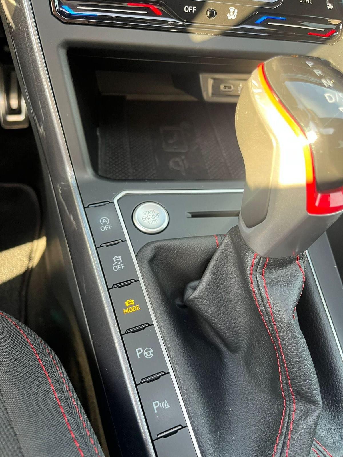 VOLKSWAGEN POLO GTI – 2.0 TSI 207 CH - DSG7 – FULL OPTIONS - TOIT OUVRANT