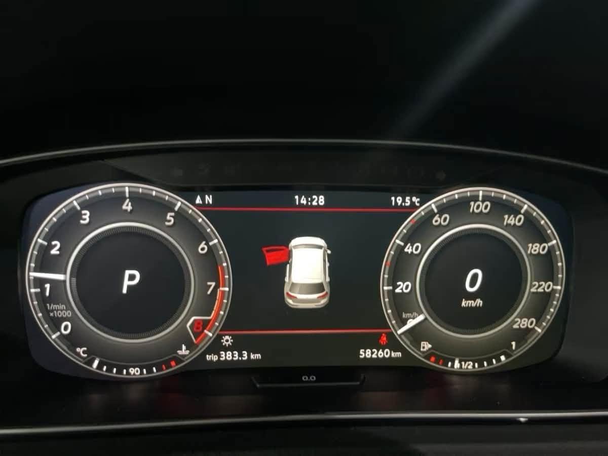 VOLKSWAGEN GOLF 7 GTI TCR – 290 CH