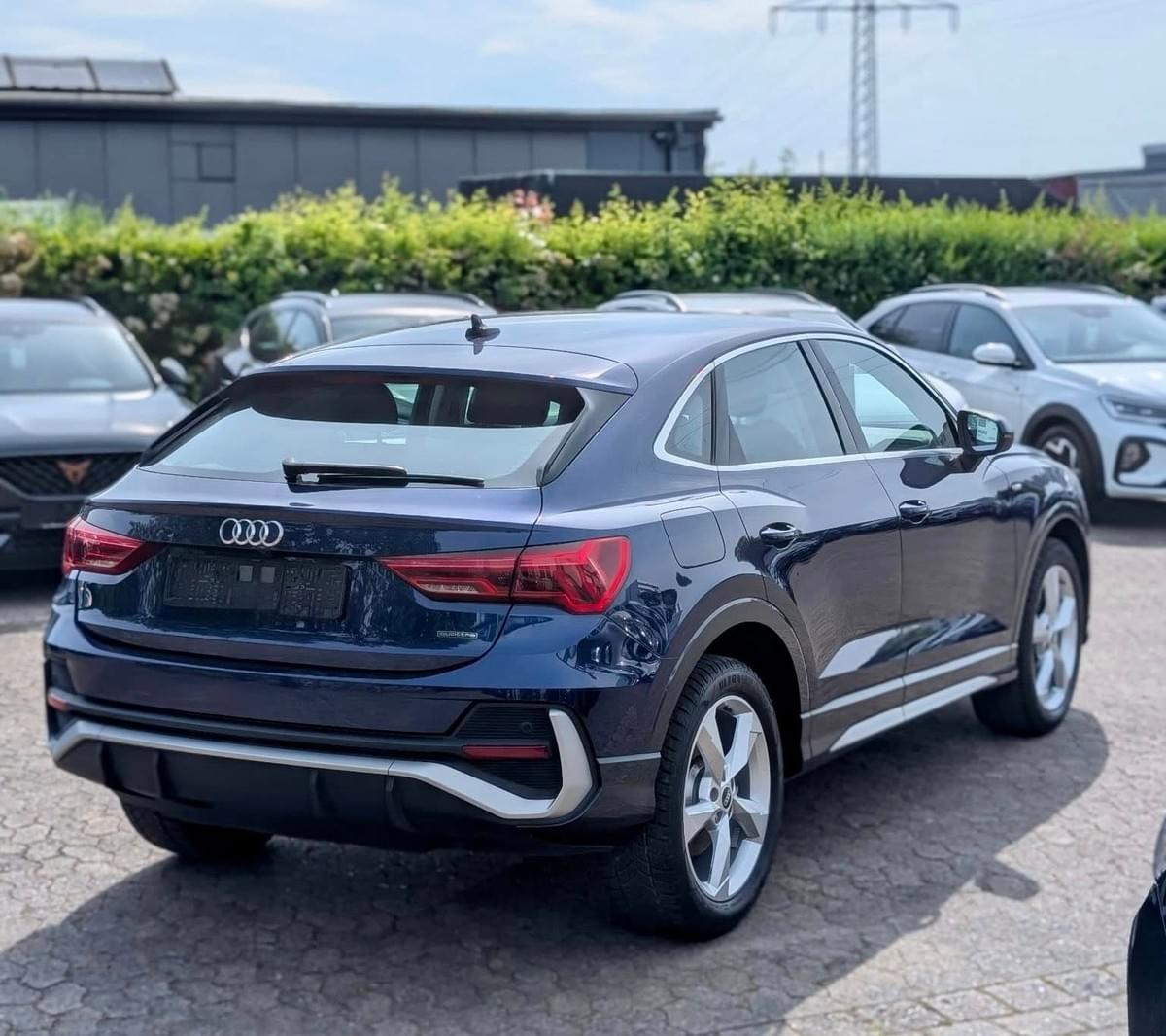 AUDI Q3 40 TDI S TRONIC QUATTRO S LINE