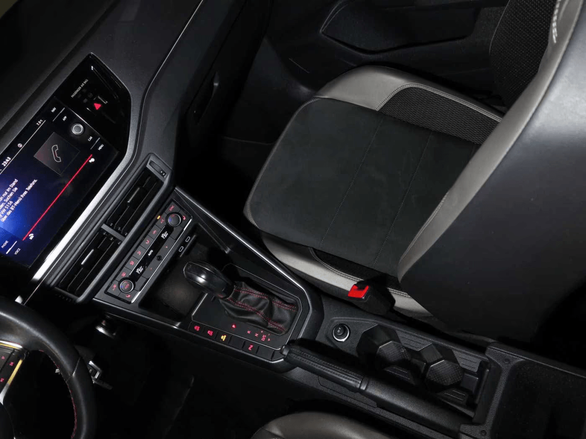 VOLKSWAGEN POLO GTI 2.0 TSI DSG7 OPF NAVI ACC DAB