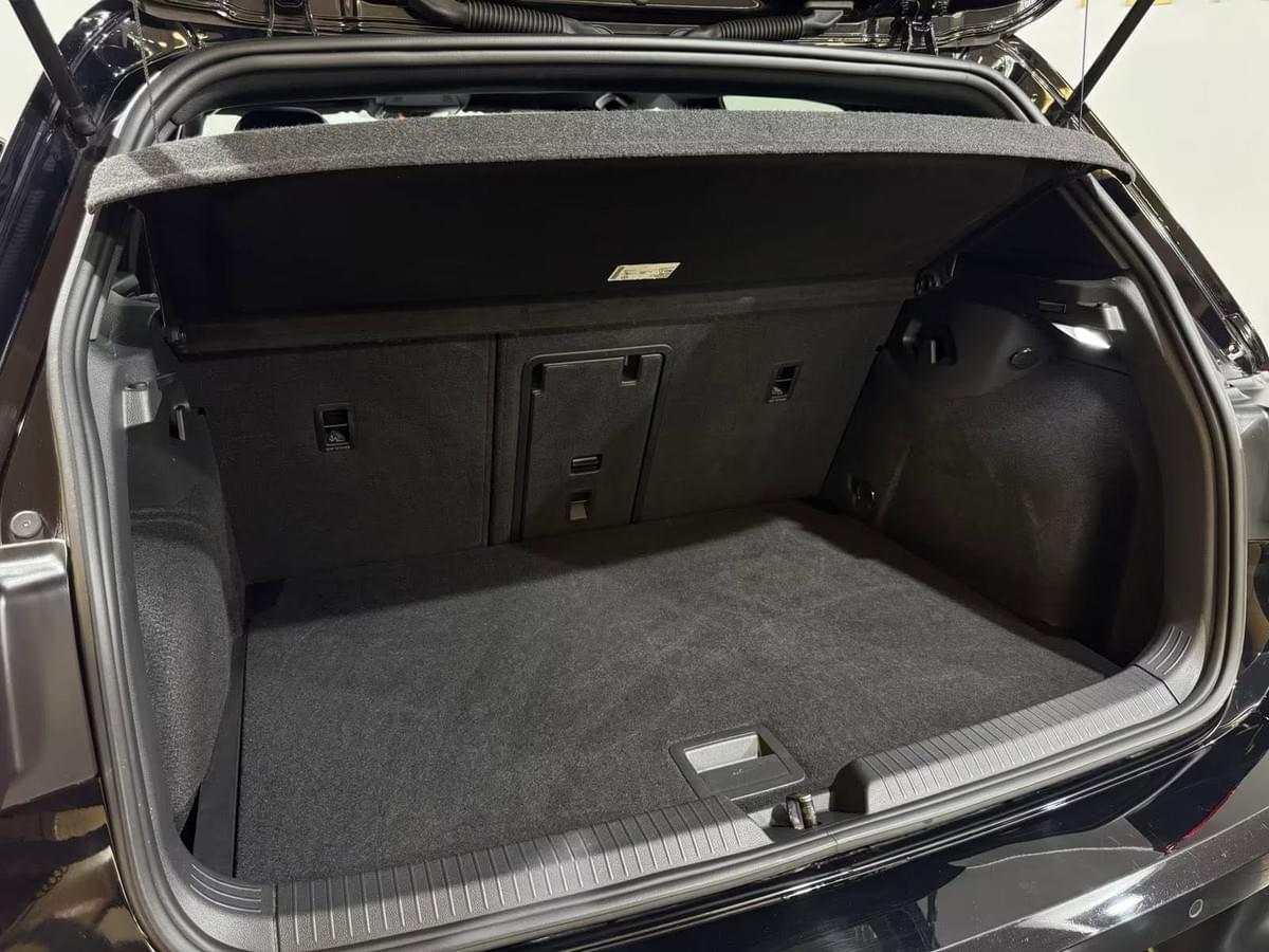 VOLKSWAGEN GOLF 8 R DSG 4MOTION R PERFORMANCE FULL BLACK – 320 CH