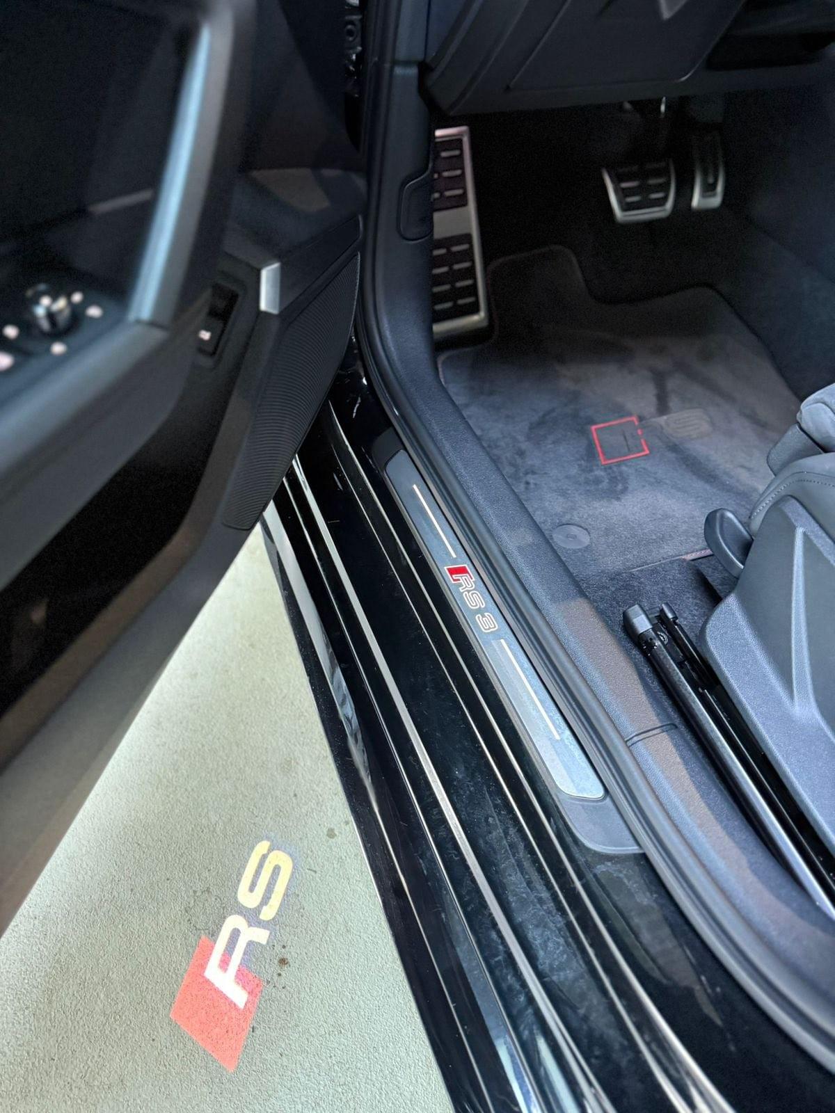 AUDI RS3 SEDAN 8Y – 2.5 TFSI 400 CH QUATTRO S TRONIC – FULL BLACK RS DESIGN ROUGE – MILLÉSIME 2023