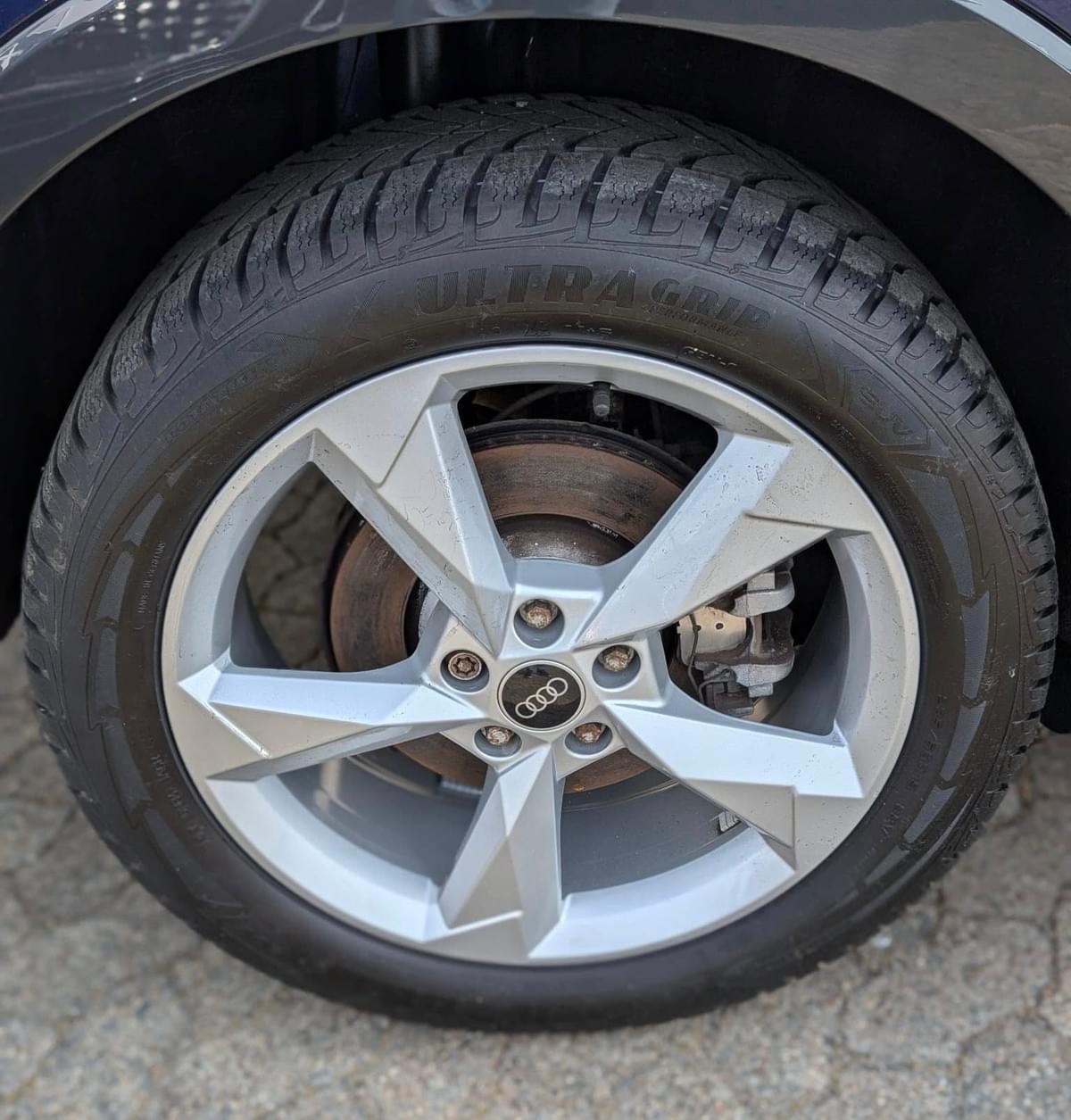 AUDI Q3 40 TDI S TRONIC QUATTRO S LINE