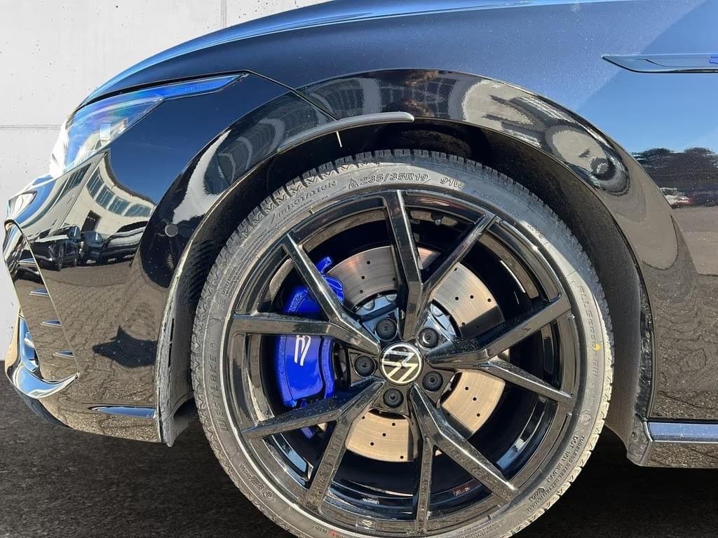 VOLSKSWAGEN GOLF 8R 20 YEARS FULL OPTION 2.0 TSI 333 CH