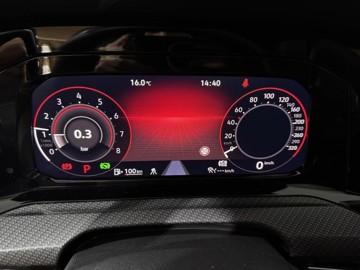 VOLKSWAGEN GOLF 8 R DSG 4MOTION R PERFORMANCE FULL BLACK – 320 CH