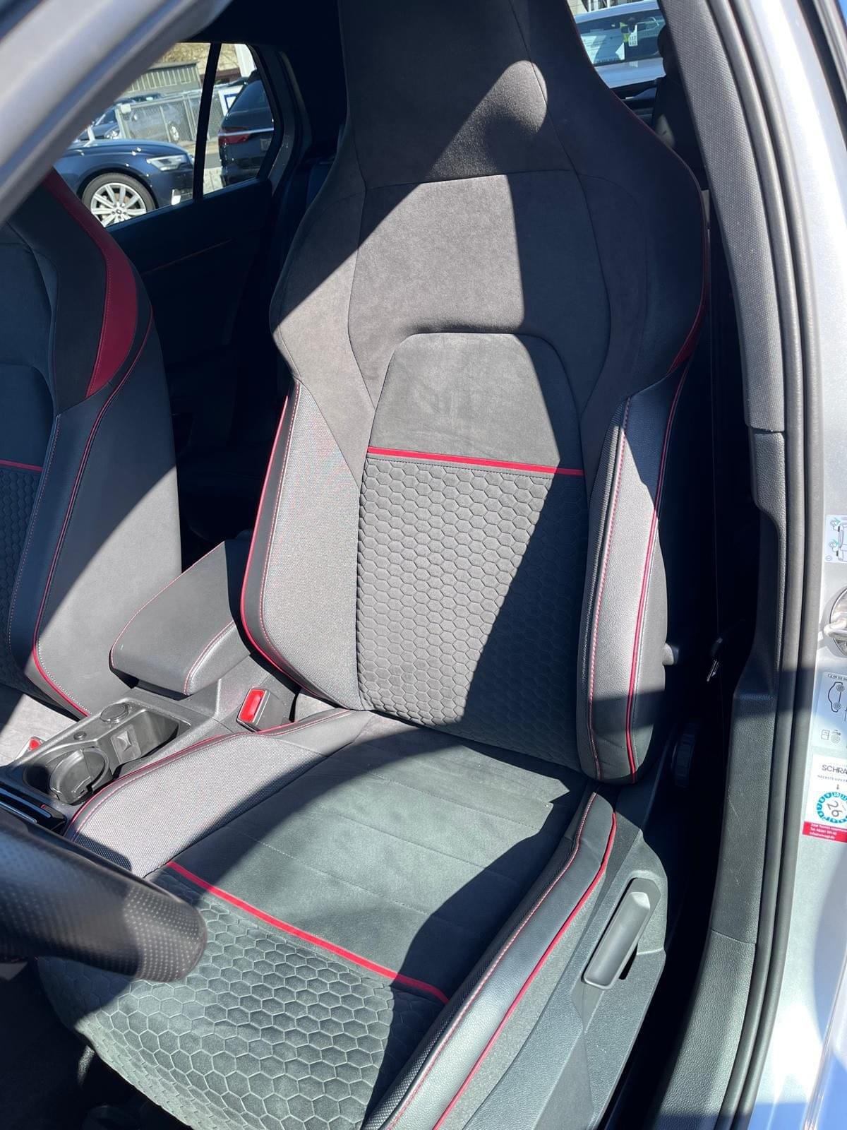 GOLF 8 GTI CLUBSPORT 300 CH DSG7