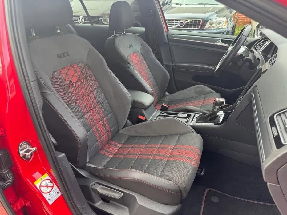 VOLKSWAGEN GOLF 8 GTI CLUBSPORT DSG PERFORMANCE PACK 45
