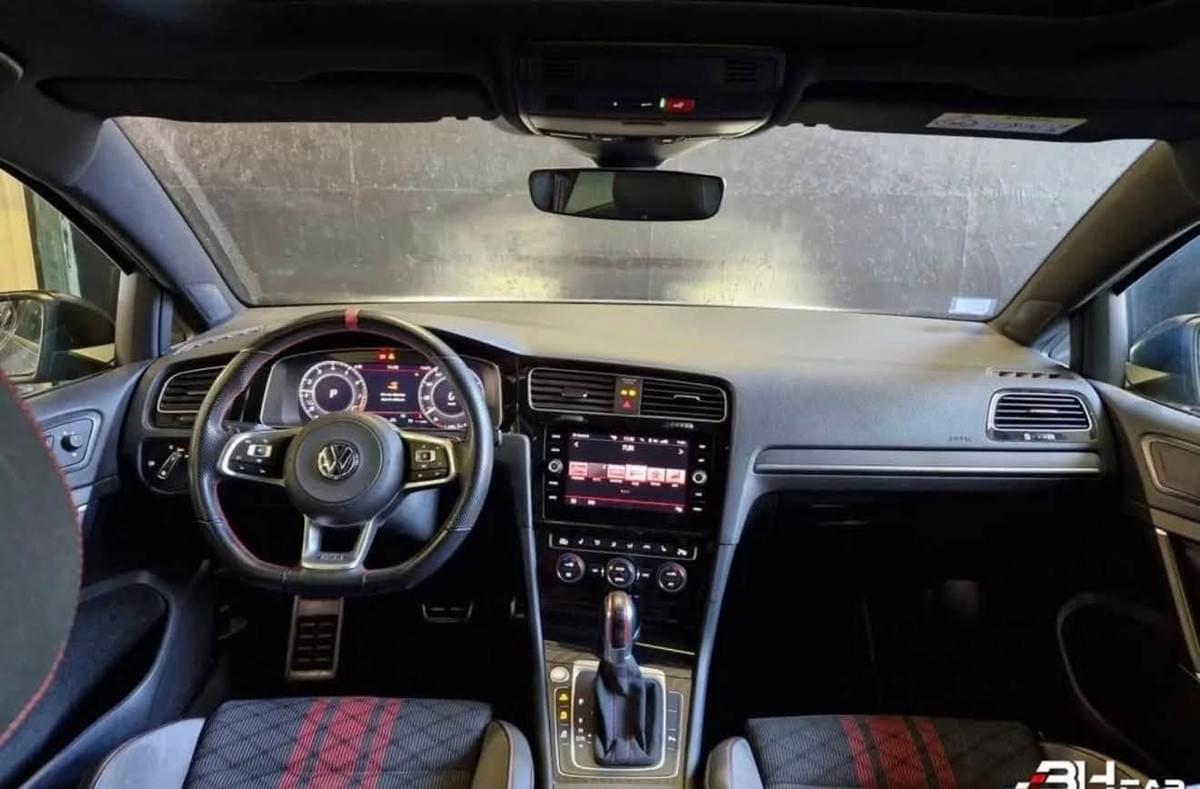 VOLKSWAGEN GOLF 7 GTI TCR 2.0 TSI DSG