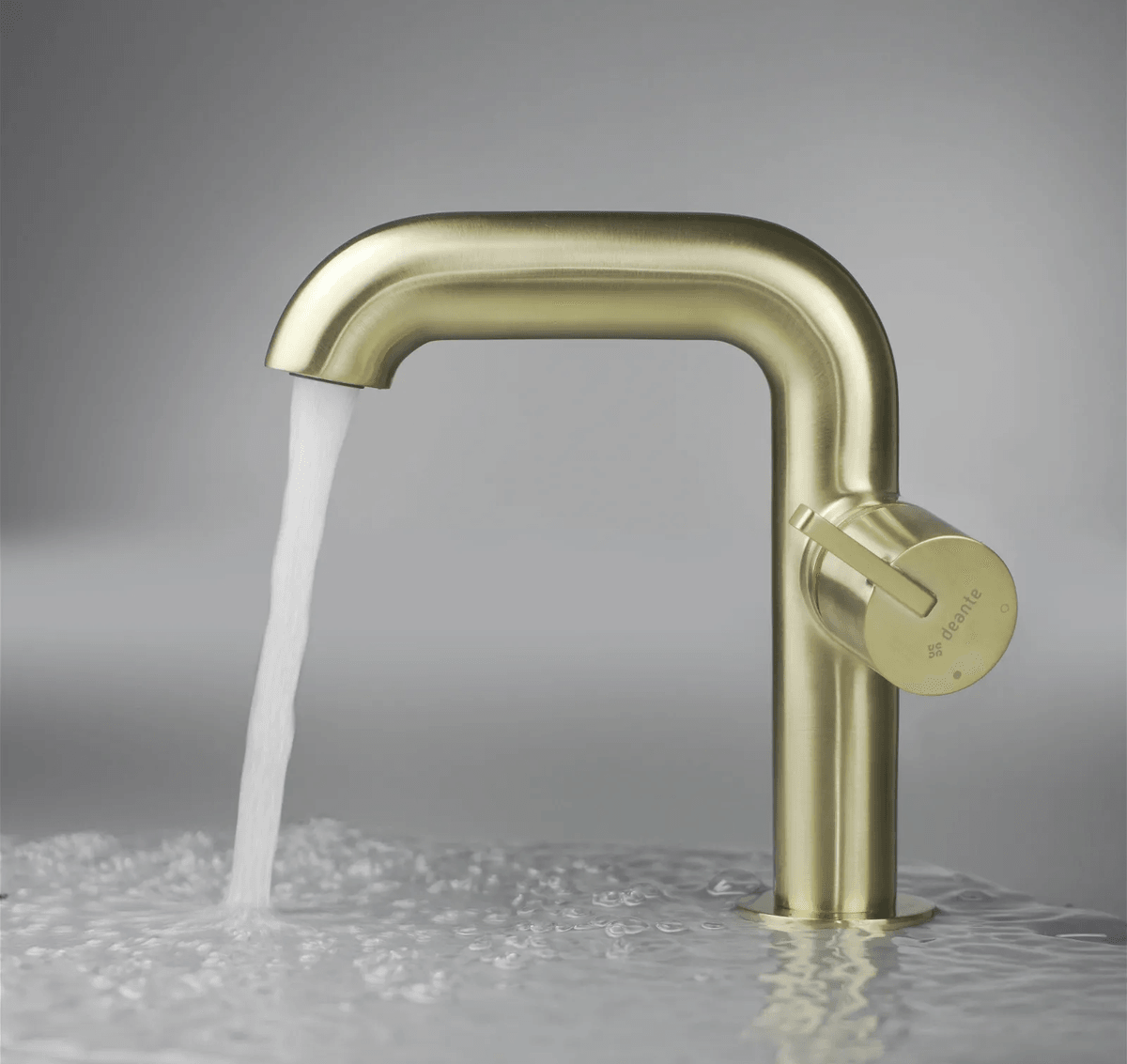 Découvrez la robinetterie Deante, synonyme d'élégance et de fonctionnalité. Avec des designs contemporains et des finitions raffinées, chaque robinet allie esthétisme et performance. Offrez à votre salle de bains ou votre cuisine une touche de luxe et de modernité grâce à des produits qui répondent à toutes vos attentes. Découvrez la robinetterie Deante, synonyme d'élégance et de fonctionnalité. Avec des designs contemporains et des finitions raffinées, chaque robinet allie esthétisme et performance. Offrez à votre salle de bains ou votre cuisine une touche de luxe et de modernité grâce à des produits qui répondent à toutes vos attentes.