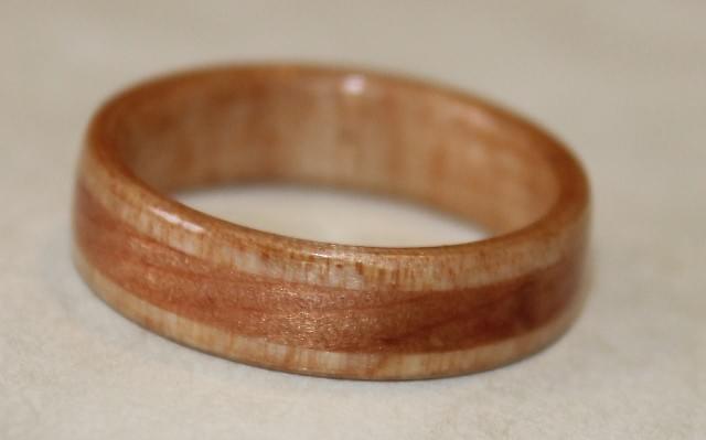 Sitka Spruce, Western Red Cedar inlay Sitka Spruce, Western Red Cedar inlay