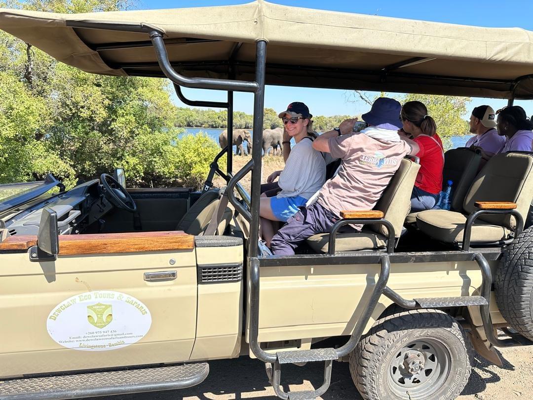 Leopard Safari Zambia: Exclusively explore the South Luangwa National Park in Zambia in search of the elusive leopard on this high quality African safari. Leopard Safari Zambia: Exclusively explore the South Luangwa National Park in Zambia in search of the elusive leopard on this high quality African safari.