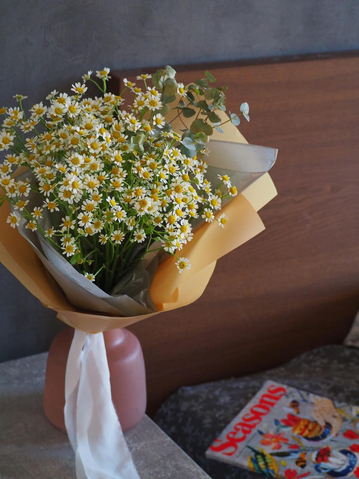 Stunning corporate flower delivery arrangements perfect for business occasions. Stunning corporate flower delivery arrangements perfect for business occasions.
