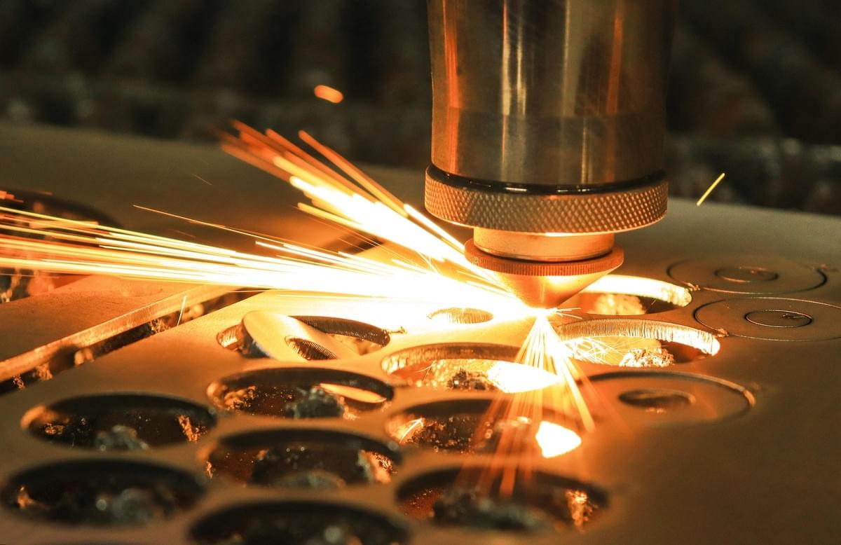 Kiant light gauge steel line producing members for factory-built wall panels Kiant light gauge steel line producing members for factory-built wall panels