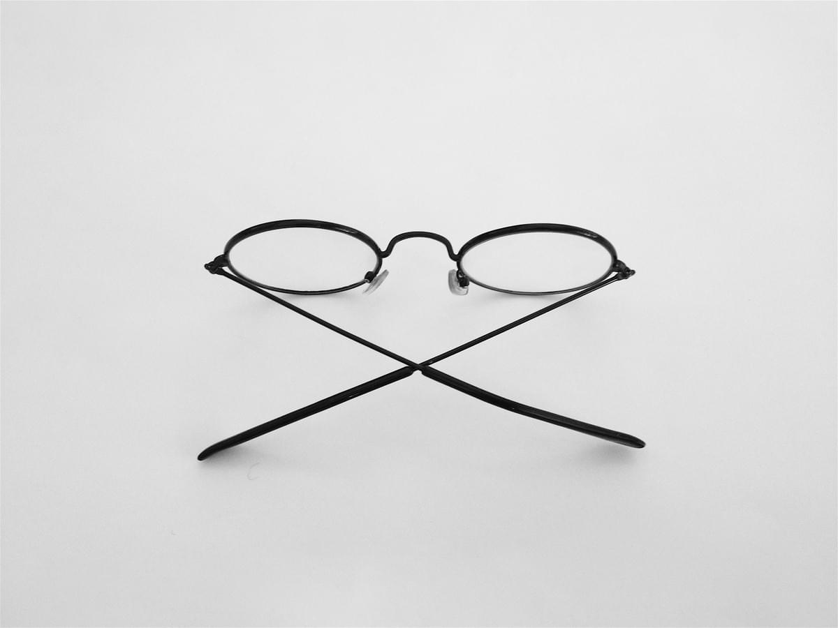 Different types of lenses for reading including bifocals Different types of lenses for reading including bifocals
