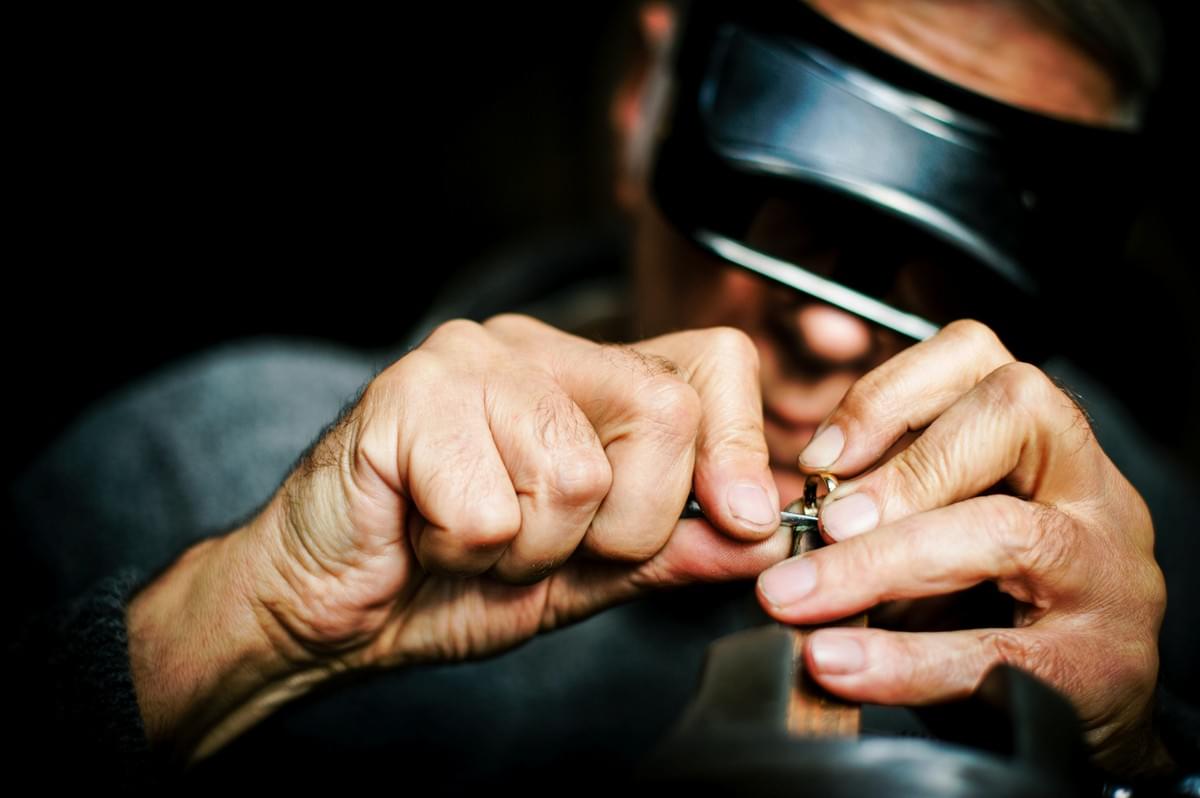 Women’s Jewelry Inspection: Ensuring Quality from Raw Materials to Final Craft Women’s Jewelry Inspection: Ensuring Quality from Raw Materials to Final Craft