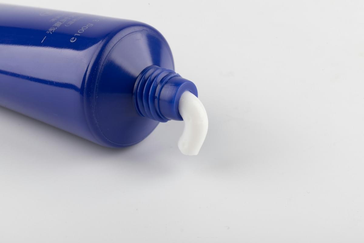 Toothpaste Inspection process with lab testing and packaging verification Toothpaste Inspection process with lab testing and packaging verification