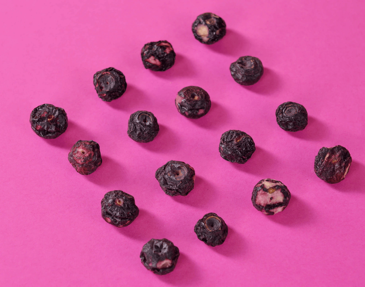 Delicious freeze dried blueberry snack option. Delicious freeze dried blueberry snack option.