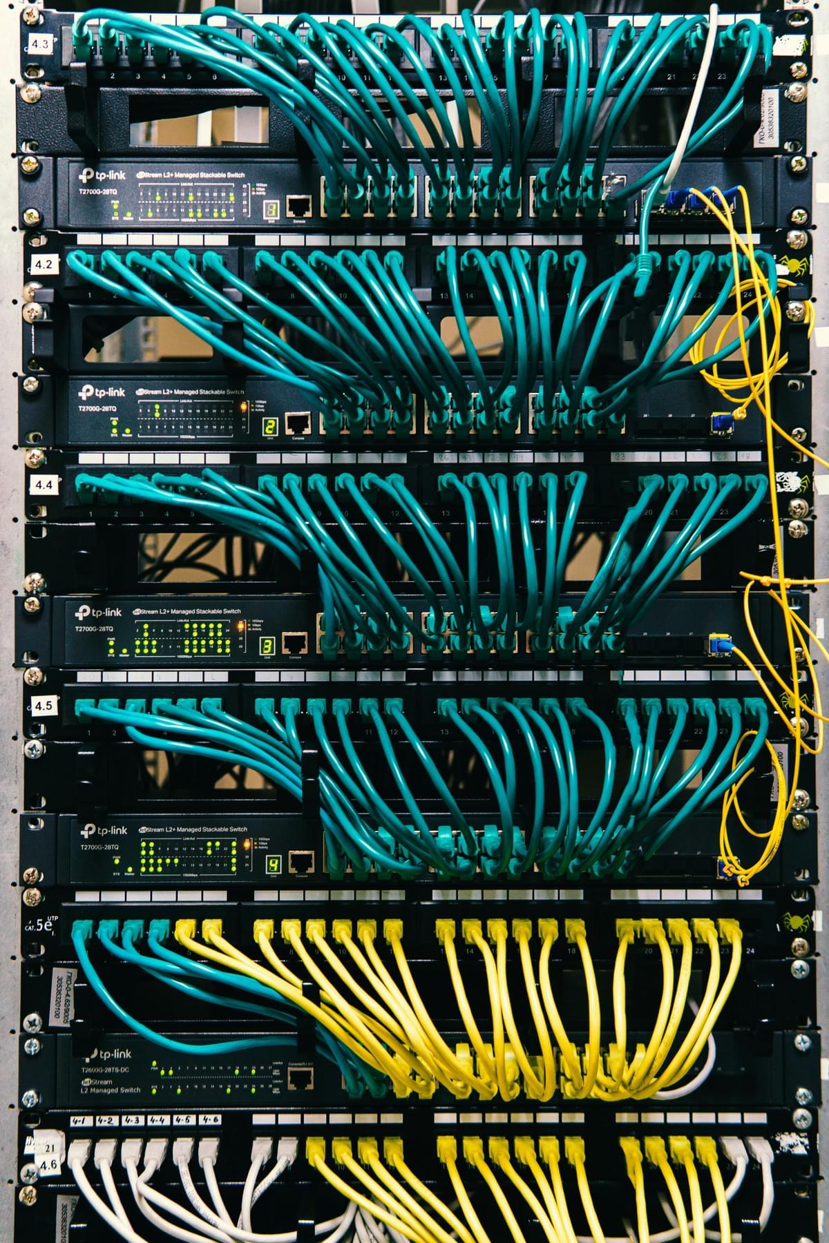 Network rack for DDI networking operations Network rack for DDI networking operations