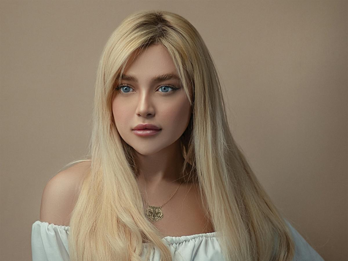Explore wig styling tips for creative looks. Explore wig styling tips for creative looks.