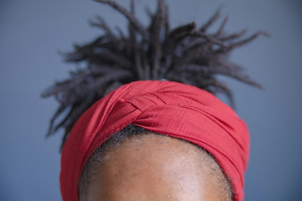 what is a headband wig: different styles shown what is a headband wig: different styles shown