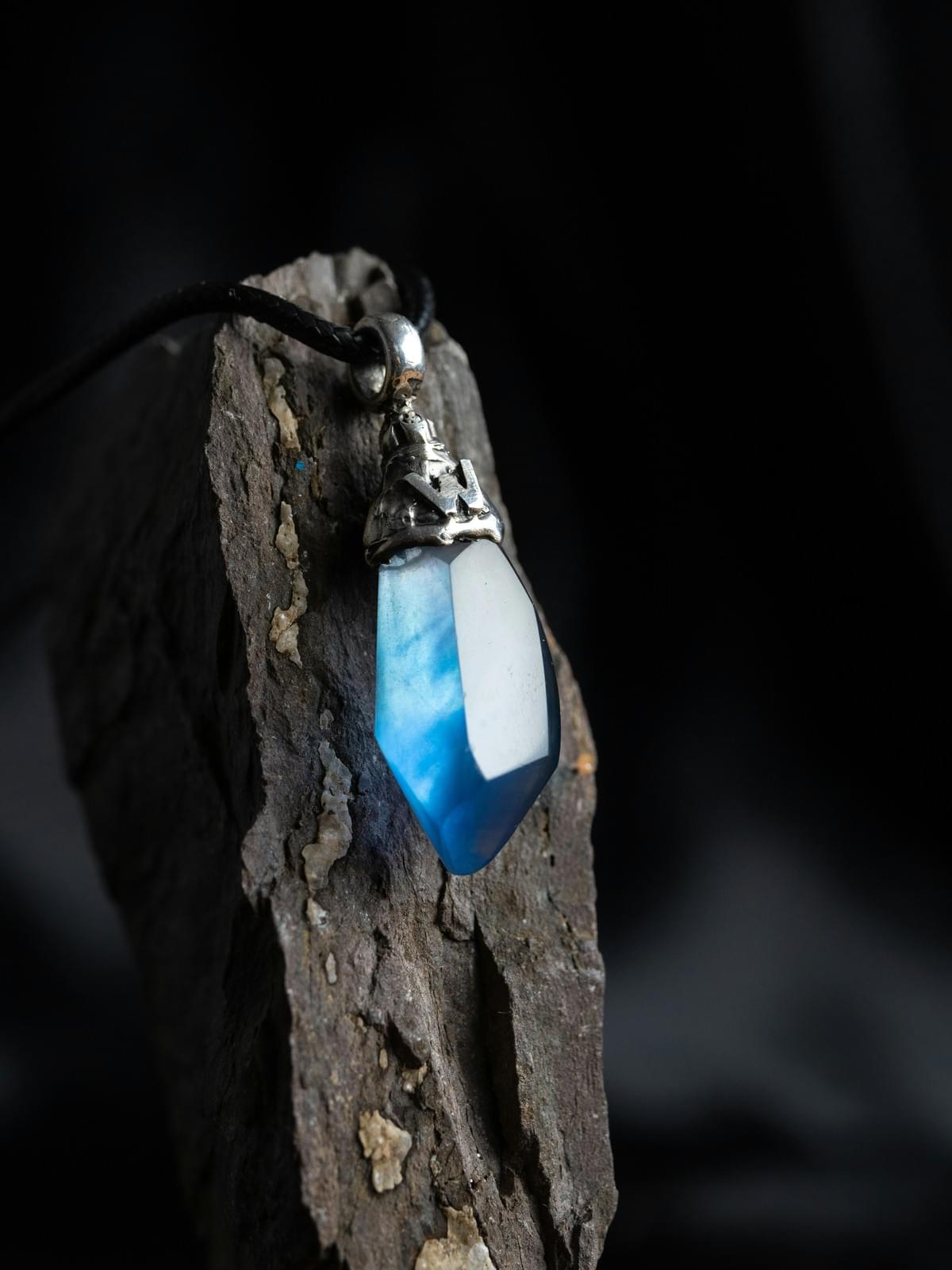 Stunning collection of blue crystals showcasing aquamarine's beauty Stunning collection of blue crystals showcasing aquamarine's beauty