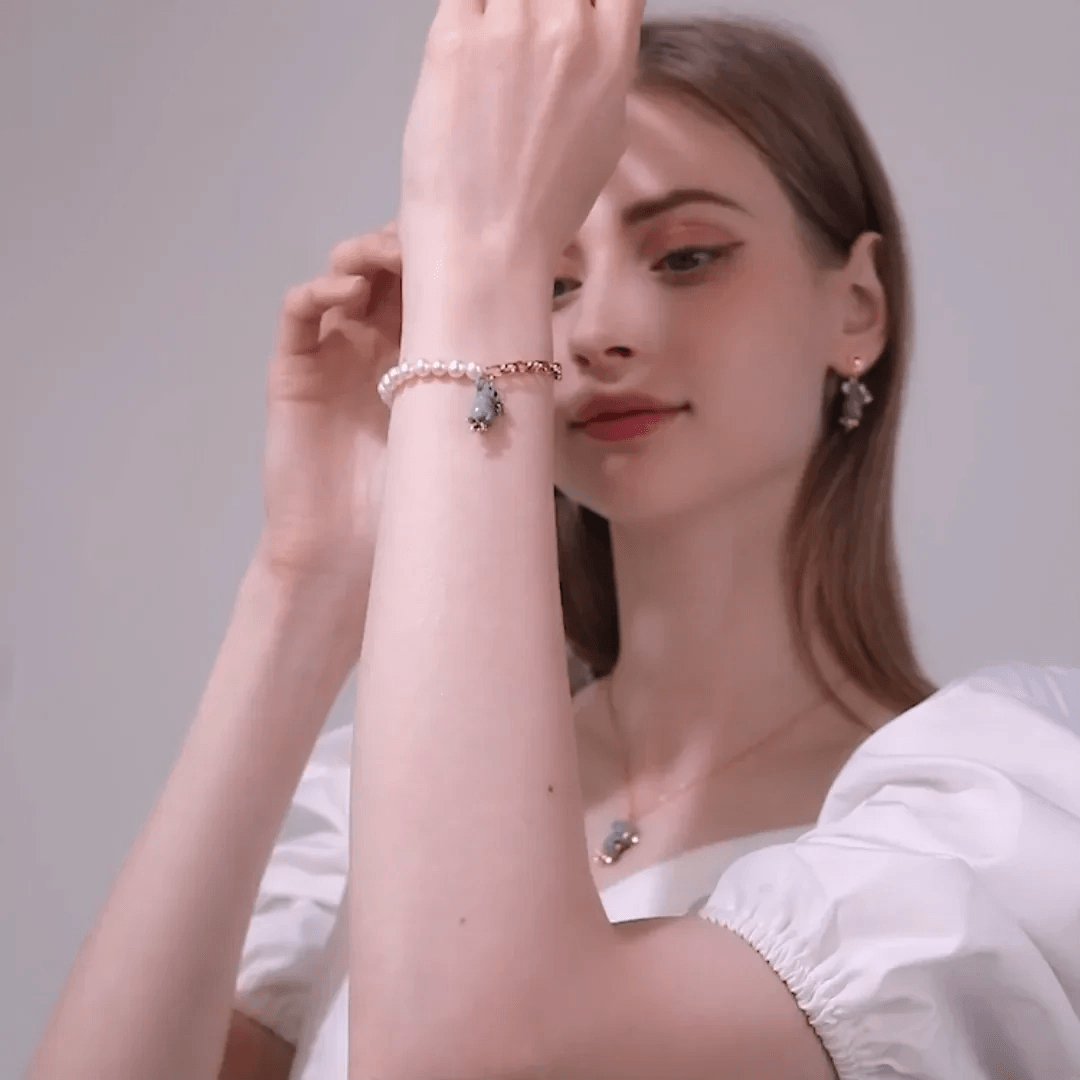Stunning collection of elegant pearl bracelets showcasing different styles Stunning collection of elegant pearl bracelets showcasing different styles