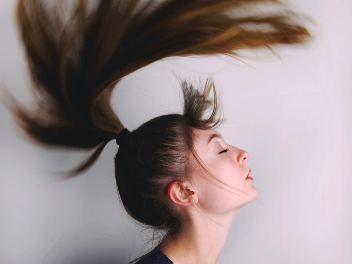 How to put in a ponytail extension tutorial with human hair How to put in a ponytail extension tutorial with human hair