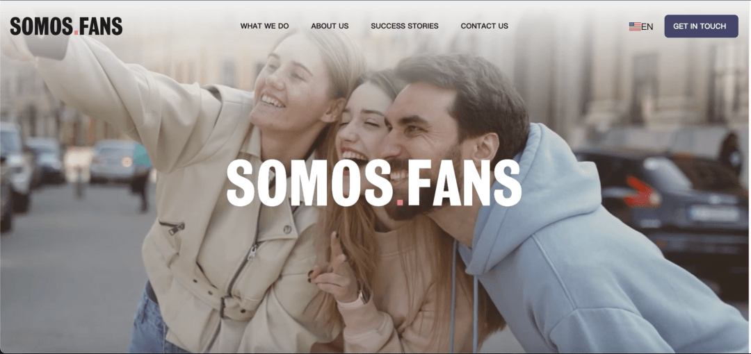Original somos.fans case image presenting its influencer marketing identity and services. Original somos.fans case image presenting its influencer marketing identity and services.