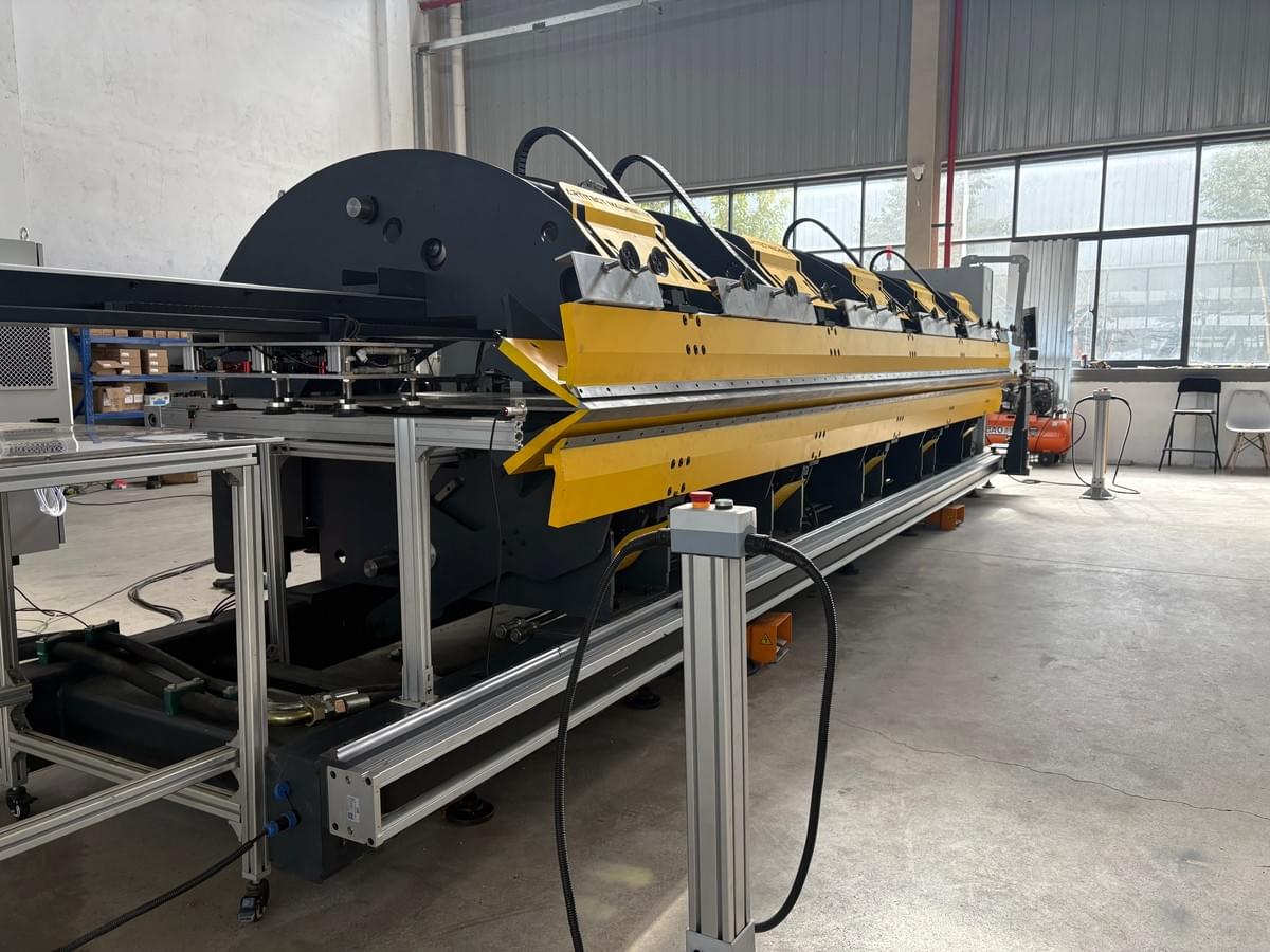 cnc sheet metal double folding machine with auto-feeding system demonstrating zero distortion cnc sheet metal double folding machine with auto-feeding system demonstrating zero distortion