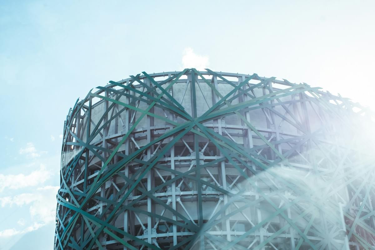 Advanced equipment used for laser cutting galvanized steel Advanced equipment used for laser cutting galvanized steel